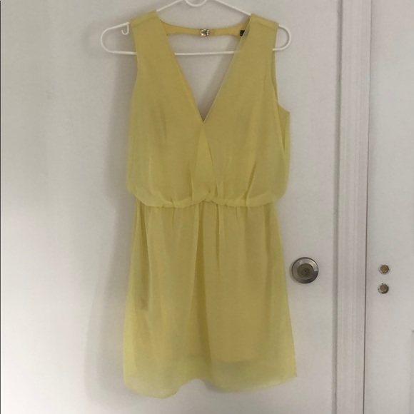 Zara Dresses & Skirts - Zara yellow dress